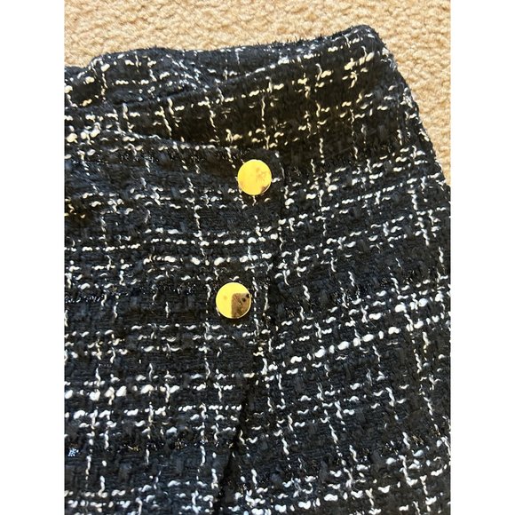 Weed Wrap Button Front High Waist Asymmetrical Shorts - Picture 5 of 7